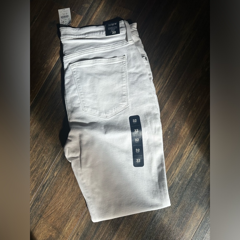 Ladies Jeans - never worn